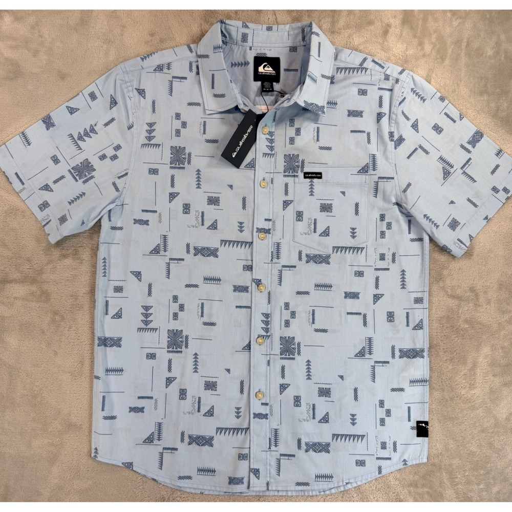 NWT Quiksilver Mens Short Sleeve Button Down Shirt Blue Geometric Tribal Print M